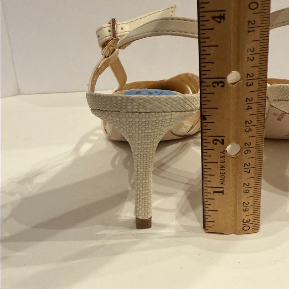 Jessica Simpson Strappy Pumps Cream Color  NWT-FINAL PRICE! - Picture 6 of 11